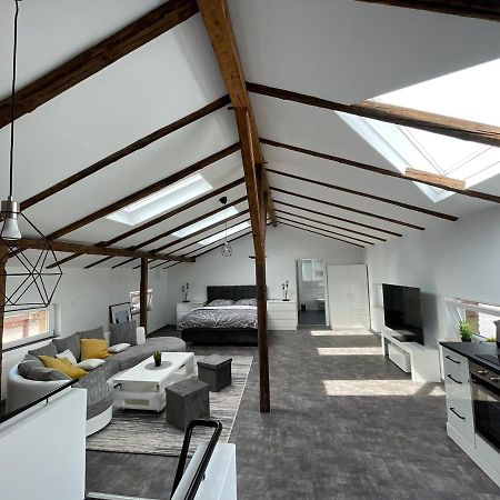 Appartement Gleis 13 - The Loft Im Ehemaligen Lokschuppen à Bückeburg Extérieur photo